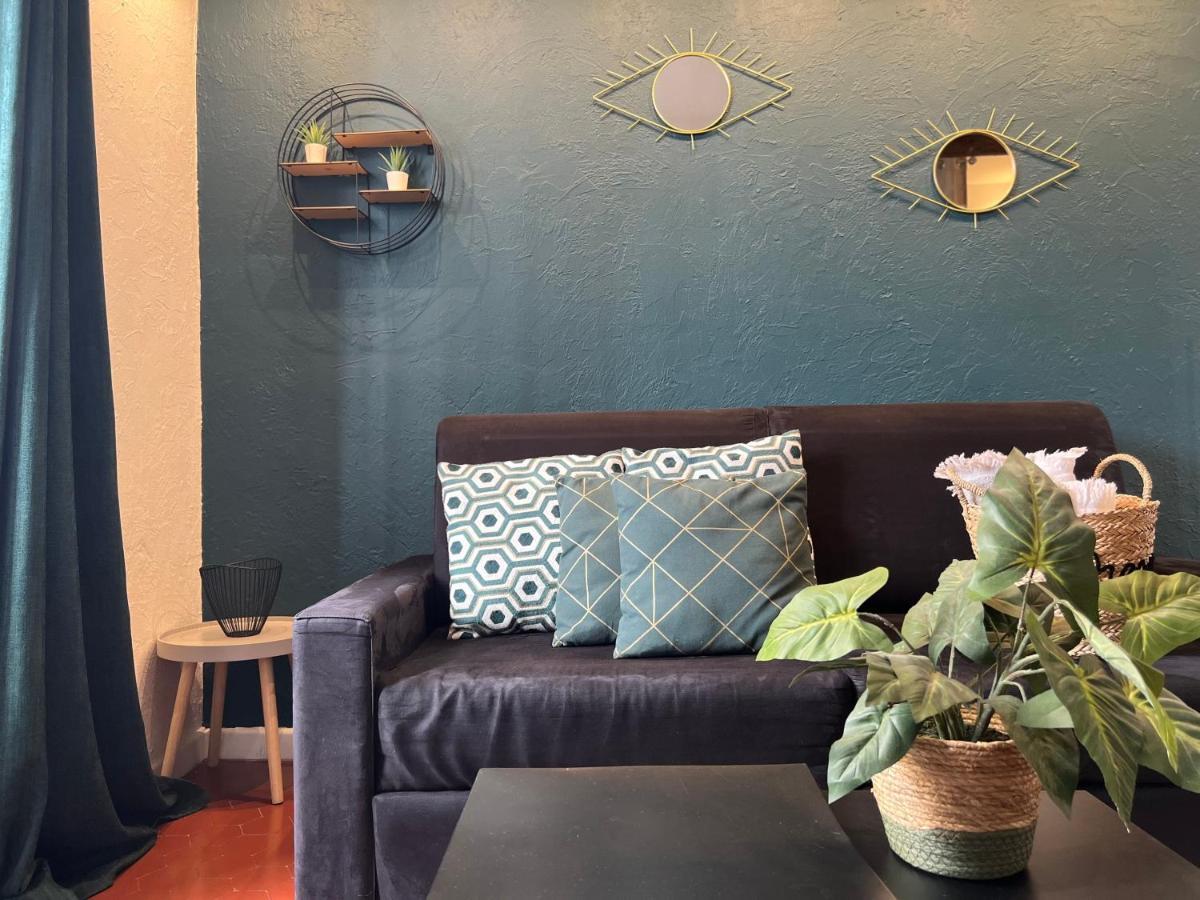 Vieil Apartment *